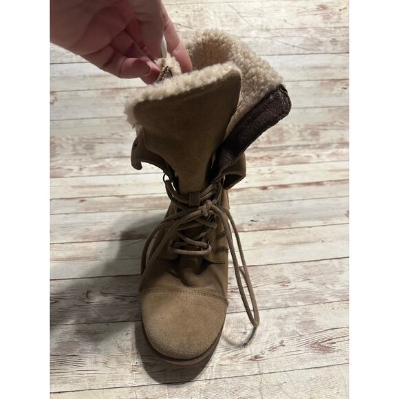 UGG Gradin Suede Lace-Up Boots Women's Size 7 Chestnut Shearling Round Toe - Picture 6 of 9